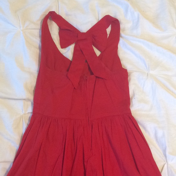 U-neck mini dress - Picture 2 of 3